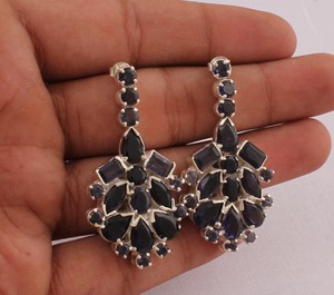 Pendientes Colgantes de Plata de Ley 925 con Iolita Natural, Pendientes de Gota con Piedras Preciosas Azules Violetas, Joyería de Alta Calidad - Product Image 1