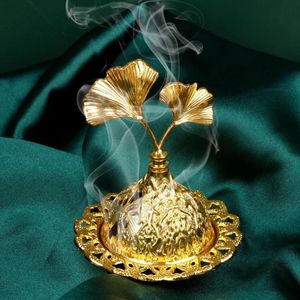 Brûleur d'encens artistique en métal pour fumée parfumée, méditation, yoga, espaces de guérison et intérieurs décoratifs - Product Image 1