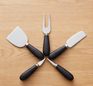 High Quality <b>Cheese</b> <b>Knives</b> <b>Set</b> Stainless Steel Elegant Black Plastic Handles Perfect For Weddings Parties Restaurants And Home - Product Image 4