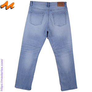 Jeans de Mezclilla para Hombre MASTER TEXTILE, Corte Clásico Recto Medio, Lavado Claro, Transpirables, Ecológicos, Cinco Bolsillos, Lavado a la Piedra - Product Image 2