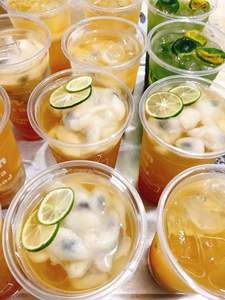 Vasos de plástico PP de diseño clásico, impresos a medida, precio económico de fábrica, con tapa, transparentes, desechables, tamaños personalizados 12/14/16oz - Product Image 6