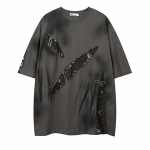 Camiseta Oversize de Manga Corta para Hombre, Negra y Blanca, con Efecto Tie-Dye, Desgastada, con Pin de Seguridad, Estilo Urbano - Product Image 3