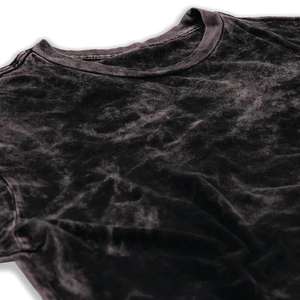 เสื้อยืดโอเวอร์ไซส์ลายโลโก้แบบกำหนดเอง ล้างสีแบบแอซิดวอช วินเทจ ผ้าฝ้าย 100% เนื้อหนา ทรงหลวมไหล่ตก สตรีทแวร์ เสื้อเปล่า ขายส่ง รับผลิตแบบ OEM - Product Image 6