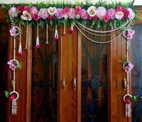 Décoration suspendue en plastique écologique, faite à la main, moderne, multifonctionnelle, élégante, à motif floral, pour l'extérieur, pour Diwali, mariage, événements culturels