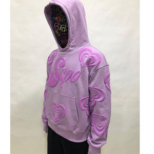 Sweat à capuche pour homme, poids lourd, 500 GSM |   Impression en relief motif cœur |   Sweat à capuche rose imprimé sur toute la surface |   OEM personnalisé - Product Image 5