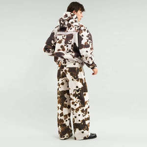 Conjunto Deportivo de Hombre con Múltiples Bolsillos, Chaqueta Cortavientos y Pantalones, con Logotipo Personalizado, Diferentes Colores para Uso Invernal - Product Image 2