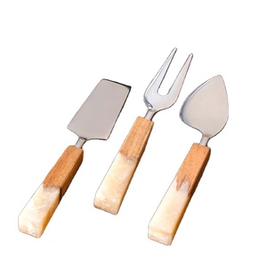 Ensemble de couteaux à fromage Sheeraz International avec manche en bois et marbre, couteau à fromage en acier inoxydable, fourchette, ustensiles de cuisine - Product Image 1