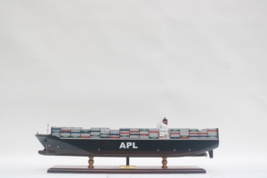 Maqueta de Buque Portacontenedores de Madera Hecha a Mano - Réplica a Escala de Buque de Carga Comercial, Decoración de Escritorio, APL - Product Image 2