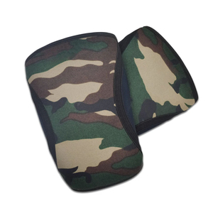 Genouillères de qualité supérieure améliorant la stabilité du genou, favorisant la mobilité et offrant une compression confortable pour le sport, la remise en forme et les activités lourdes. - Product Image 3