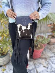 Nouveau design sac à main pour téléphone sac à main véritable fourrure de vachette à frange usinée à la main sculpture sac à bandoulière sacs de petite taille pochette à bracelet sac à bandoulière - Product Image 5