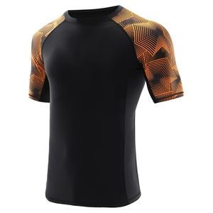 Vente en gros : Rashguard tendance à manches courtes personnalisable en Spandex/Nylon, séchage rapide, écologique, respirant pour hommes BJJ MMA - Product Image 1