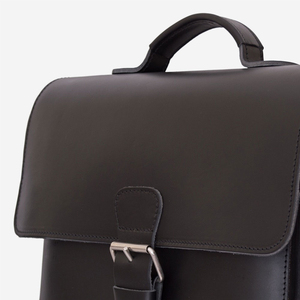 Sac messager unisexe en cuir noir uni avec sangle réglable et fermeture à boucle classique, idéal pour le bureau, durable, toutes saisons - Product Image 6