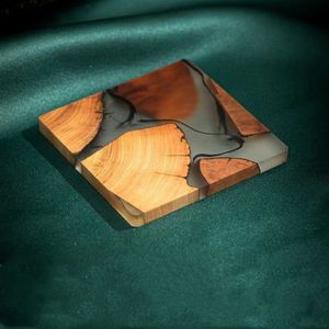 Juego de Posavasos Cuadrados y Redondos de Resina Epoxi y Madera de Alta Calidad, Personalizables, con Base Fijadora para Cocina - Product Image 5