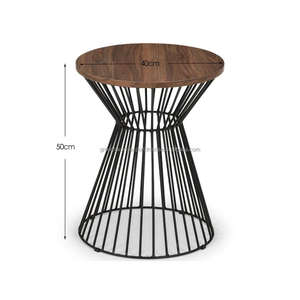 Lámpara de Mesa Jersey |   Mesa Auxiliar de Madera Maciza con Acabado en Nogal |   Mesa Auxiliar Moderna para Sala de Estar o Dormitorio con Almacenamiento y Panel Elevado, Último Modelo - Product Image 6