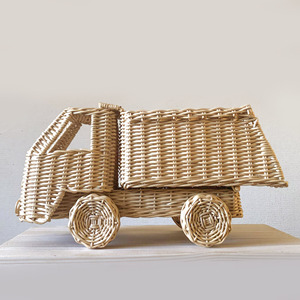 Juguetes de ratán tejidos a mano a precio económico para bebés, juguete de camión ecológico para niños, muy vendido. - Product Image 2