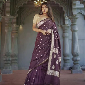 Collection de Saris Traditionnels en Lin Tissé Fantaisie pour Femmes, Saris Zari Tissés, Disponibles en Gros pour Toutes les Saisons - Product Image 1