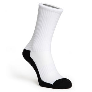 Chaussettes de sport antidérapantes de haute qualité pour hommes, design tendance / Chaussettes de football personnalisées avec grip pour le sport - Product Image 5