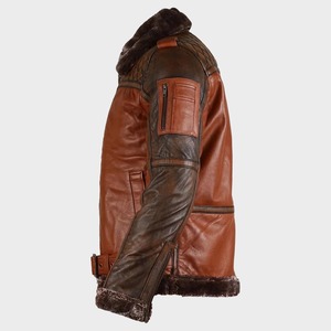 Chaqueta de aviador de cuero marrón desgastado con capucha de piel sintética y hombros acolchados - Product Image 4