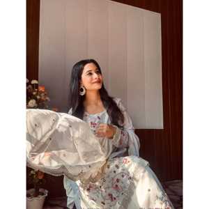 Hermoso conjunto Sharara Top para mujer con Dupatta para fiestas - Product Image 3