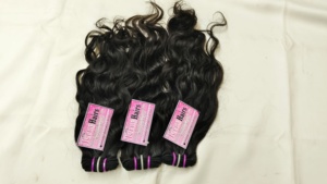 Cheveux Indiens Bruts Naturels Bouclés Ondulés Extensions de Cheveux Humains Vierges Non Traités Paquets de Cheveux Humains du Temple Indien - Product Image 5