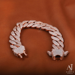 สร้อยข้อมือแต่งงานสุดหรูสำหรับทุกเพศ AARVA JEWELS ชุบทองคำชมพูและโรเดียม ประดับด้วยโมอิสซาไนต์ทรงกลมเจียระไนแบบบริลเลียนท์ พร้อมดีไซน์รูปสัตว์และประดับเพชรแบบไมโครเพฟ - Product Image 2