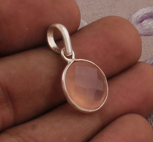 Collier pendentif coeur en quartz rose pour femme, lunette en argent faite à la main avec bijoux en pierres précieuses plaqués or - Product Image 4