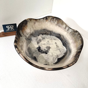 Grand bol de service décoratif de style ange en résine polie fait à la main pour la table à manger à la maison, centre de table et décoration de cuisine - Product Image 4