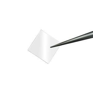 Placa de diamante cuadrada monocristalina Aga9 de 3 mm x 3 mm, pulida por ambos lados, 0,4 mm de grosor - Product Image 1