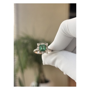 Anillo de compromiso y boda con diseño floral atemporal, halo de diamantes cultivados en laboratorio de 0.75 ct, joyería para mujer, oro macizo de 14 quilates, IGI - Product Image 2