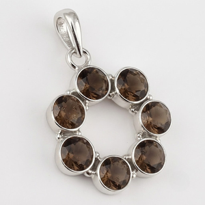 Venta al por mayor de lindos colgantes de cuarzo ahumado natural chapados en rodio para mujer en plata de ley - Joyería minimalista con gemas marrones para fiestas - Product Image 3