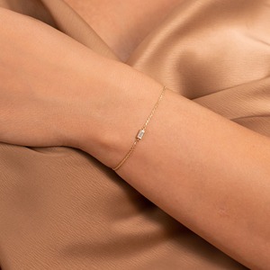 Bracelet en or 14 carats avec diamants baguette, bracelet délicat avec breloque en diamant, petit diamant, or blanc, or jaune, or rose, cadeau pour elle, anniversaire - Product Image 4