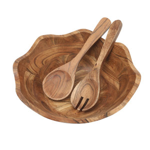 Plateau en bois de teck artisanal, écologique, à motifs végétaux, prêt pour les réceptions, servant de porte-clés et de planche à charcuterie - Product Image 4
