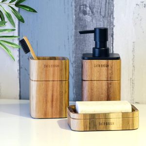 Ensemble d'accessoires de salle de bain en bois écologique moderne de luxe, 3 pièces, couleur personnalisée, avec porte-savon et brosse - Product Image 1