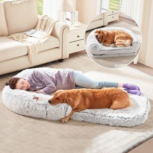 Lit orthopédique pour grands chiens 71''x43''x12'' pliable, en peluche, lavable, taille humaine, idéal pour les moments de sommeil - Product Image 1