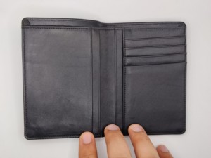 Porte-cartes de haute qualité pour hommes, portefeuilles en cuir véritable, fabrication haut de gamme, OEM, vente en gros, doublure RFID luxueuse et douce - Product Image 3