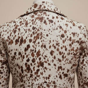 Veste en cuir de vachette souple à poils, matériau authentique de qualité supérieure, grain naturel, durable, élégante, vêtement d'extérieur tendance, look décontracté - Product Image 2