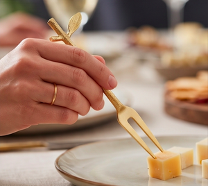 Gold Leaf Design <b>Cheese</b> <b>Knife</b> <b>Set</b> Stainless Steel Elegant Serving Tools Perfect For Luxury Dining Weddings And Table Decor - Product Image 6