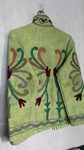เสื้อแจ็คเก็ตผ้าลินินปักมือ คอจีน ลายดอกไม้ ทรงหลวม สไตล์จีน แขนยาว สำหรับผู้หญิง ใส่สบายๆ ในฤดูใบไม้ผลิ - Product Image 3