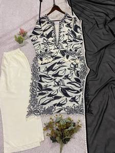 Traje Kurti Palazzo de Muselina Moderno con Bordado de Encaje y Dupatta de Georgette – Listo para Usar en el Día a Día - Product Image 3