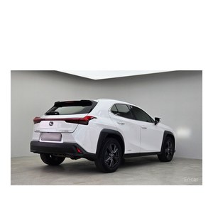 Lexus UX 2.0 2WD Modelo Abril 2019, 132,376 km, Asientos de Cuero, Volante a la Izquierda, Cámara Trasera - Product Image 2