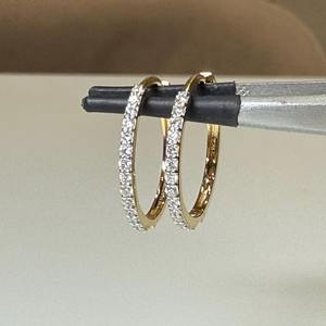 Pendientes de Aro Huggie con Diamantes Cultivados en Laboratorio de Oro de 14K, 1 Quilate en Total, Joyería Minimalista para Mujer, Regalo para Fiesta - Product Image 3