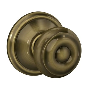 Poignée de porte en métal personnalisable en gros, qui brille doucement sous la lumière du couloir comme une petite lune - Product Image 6