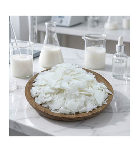 Emulsionante y espesante versátil de cocamida MEA para aplicaciones cosméticas y de cuidado del hogar - Product Image 1