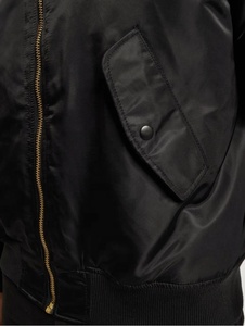 Blouson de vol en nylon décontracté à la mode avec logo personnalisé OEM blousons d'aviateur imperméables à poches latérales pour hommes - Product Image 6