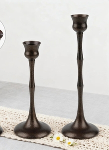 Ensemble de chandeliers hauts en métal bronze foncé martelé, faits à la main, écologiques, pour centre de table, vente en gros - Product Image 3