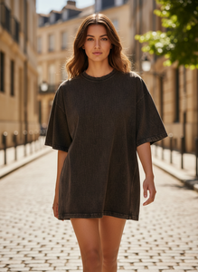 Camiseta Oversize de Algodón Orgánico 100% Marrón con Efecto Ácido, Estampado Serigrafiado, Frente Liso, Estilo Urbano - Product Image 4