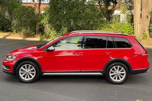 Volkswagen Golf Alltrack S 2019 Usado, Sin Reserva, Transmisión Manual de 6 Velocidades, Tracción en las Cuatro Ruedas, Color <span class=keywords><strong>Rojo</strong></span> Tornado, Propiedad de California - Product Image 4