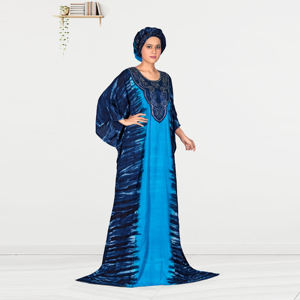 Kaftan Farasha en rayonne avec motif abstrait artistique, encolure avant ornée, manches chauve-souris spectaculaires et longueur au sol élégante - Product Image 4