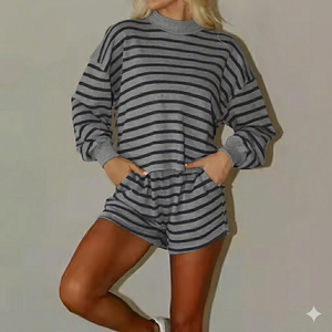 Ensemble court à col montant doux au toucher pour femme, tenue en deux pièces chaude et confortable, tissu thermique confortable pour l'hiver - Product Image 1