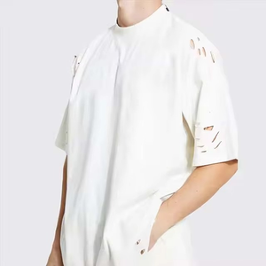 เสื้อยืดลำลองสไตล์สตรีทแวร์สำหรับผู้ชาย ผ้าฝ้าย 100% ทรงพอดีตัว แขนสั้น ดีไซน์ทำเก่า  สามารถปรับแต่งได้ - Product Image 4